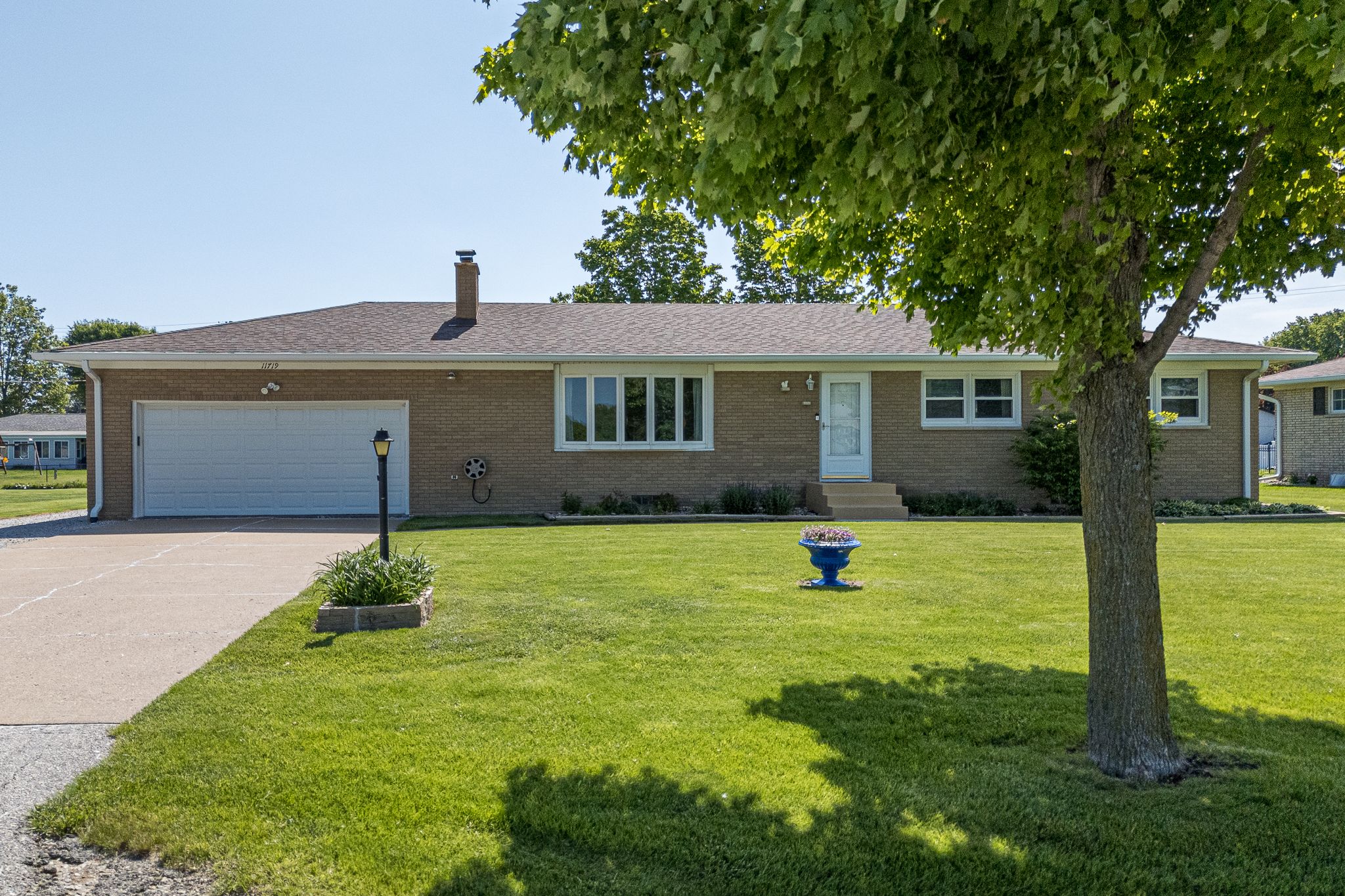 11719 1st St E, Milan, IL, Image 0